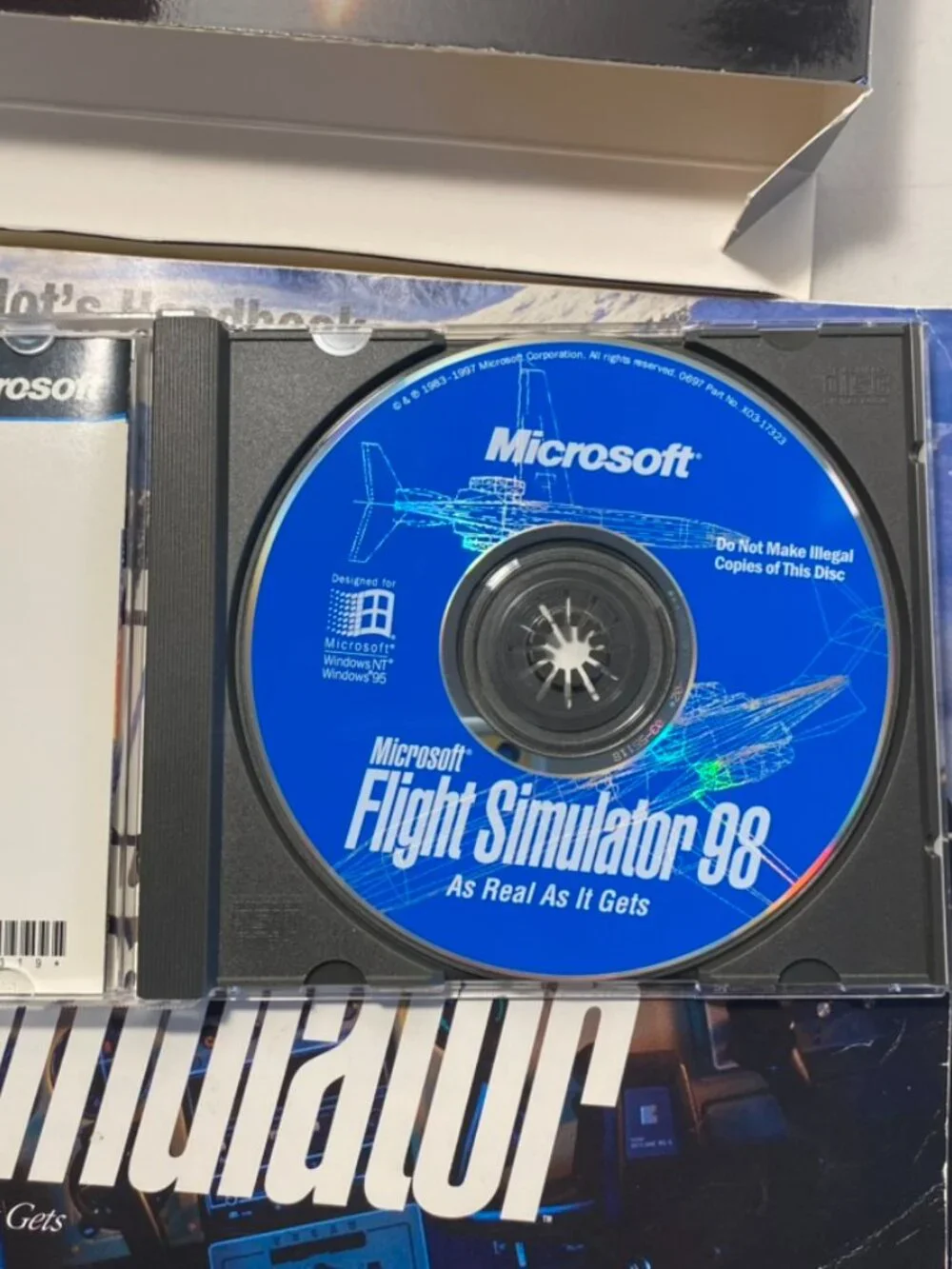 Microsoft Flight Simulator 98 (Windows PC, 1997, Microsoft) As Real as it Gets!